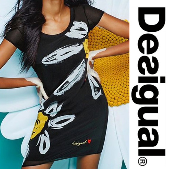 Desigual Dresses & Skirts - Desigual Black White Daisy Flower Graphic Dress M